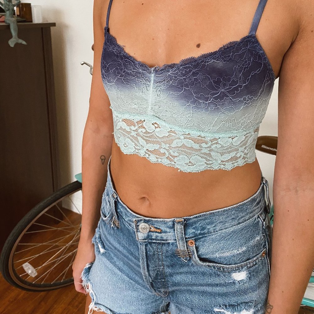 urban outfitters blue & green lacy bralette